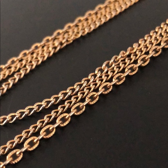 VINTAGE GOLD TONE THREE TIER CHAIN NECKLACE - Picture 6 of 11